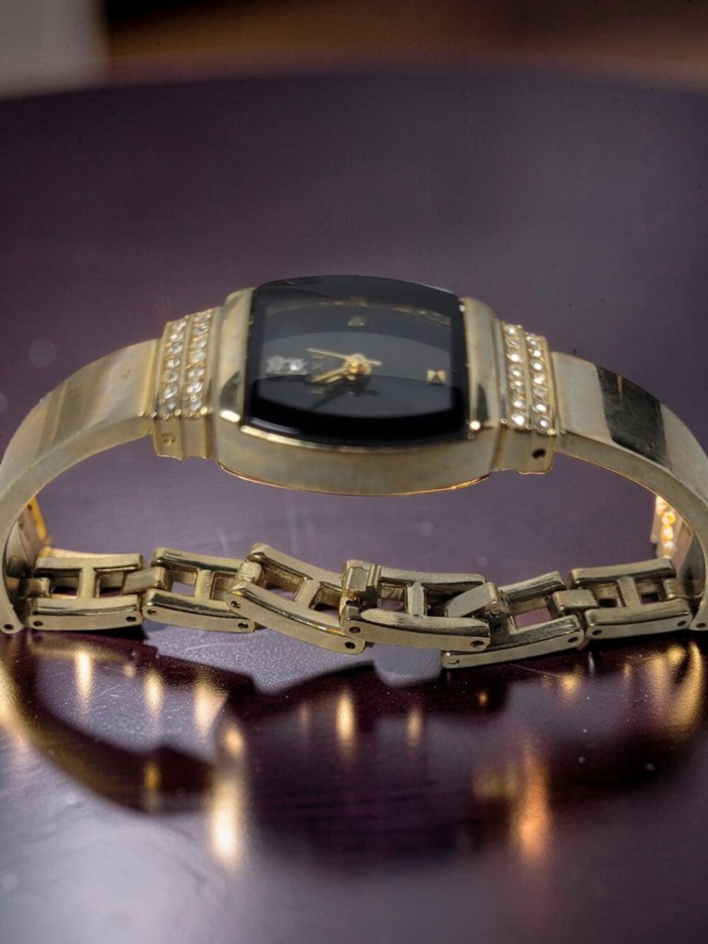Vintage Luxe Diamond ZRT5001 Gold Tone Quartz Watch - Picture 9 of 13